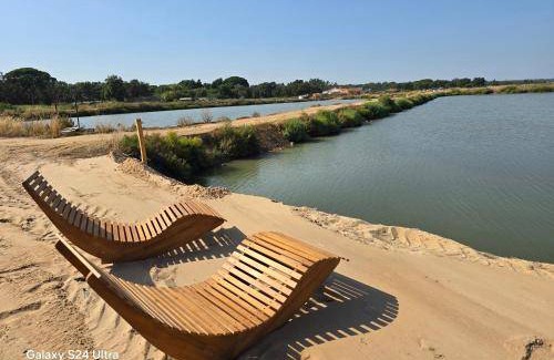 Gambia-Pontes-Alto da Guerra Boat Rental | 20 m² Houseboat ∙ 1 bedroom ∙ 3 guests