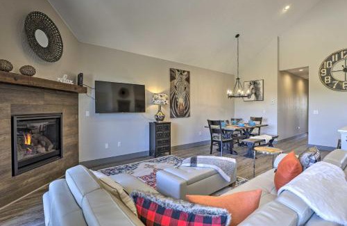 Grand Elk Ranch House | 20 Mi to Winter Park Mtn-View Townhome with Balcony