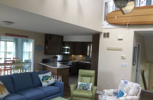 The Point House | 20% off Aug 16-30 rentals! Great Reviews! 1:30 check-in with no wait!
