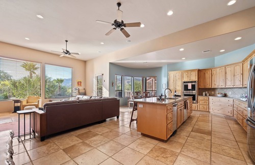 Tanque Verde House | 20% OFF! Captivating 4-bedroom house w/sparkling pool, spa and views!
