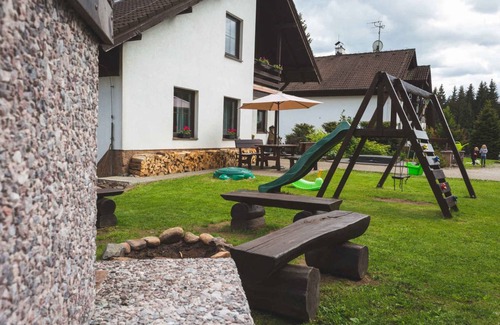 Harrachov Apartment | 200 m² Apartment ∙ 5 bedrooms ∙ 14 guests