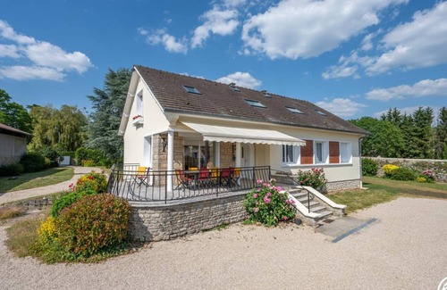 Autheuil-en-Valois Cottage | 200 m² Cabin ∙ 5 bedrooms ∙ 12 guests
