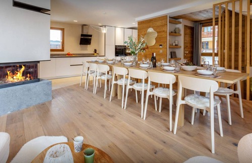 Crest-Voland Ski Chalet | 200 m² Chalet ∙ 5 bedrooms ∙ 13 guests
