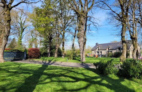 Saint-Just House | 200 m² Gîte ∙ 6 bedrooms ∙ 15 guests