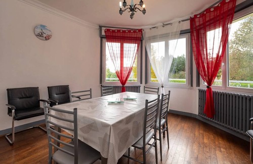 Val-d'Oust House | 200 m² House ∙ 3 bedrooms ∙ 5 guests