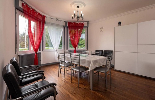 Val-d'Oust House | 200 m² House ∙ 3 bedrooms ∙ 5 guests