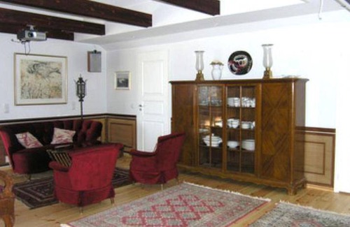 Sibbo House | 200 m² House ∙ 1 bedroom ∙ 9 guests