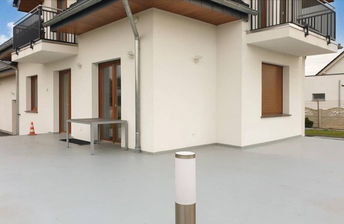 Strzeleczki House | 200 m² House ∙ 1 bedroom ∙ 4 guests