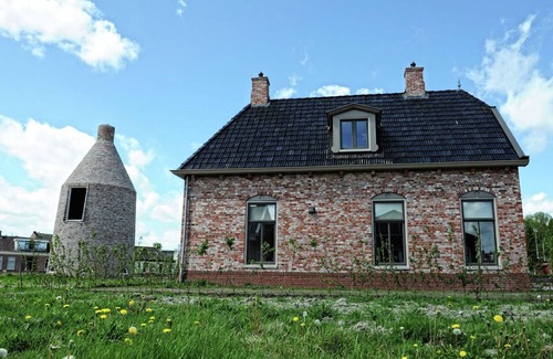 Zoutkamp House | 200 m² House ∙ 2 bedrooms ∙ 4 guests