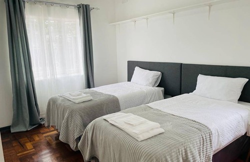 Bulawayo House | 200 m² House ∙ 3 bedrooms ∙ 5 guests