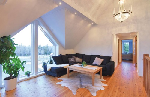 Aneby House | 200 m² House ∙ 4 bedrooms ∙ 8 guests