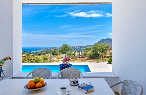 Douliana House | 200 m² House ∙ 4 bedrooms ∙ 8 guests