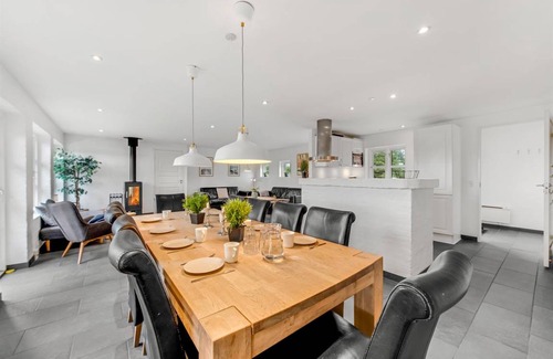 Blavand Strand House | 200 m² House ∙ 5 bedrooms ∙ 10 guests