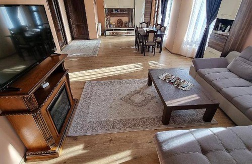 Saru Dornei House | 200 m² House ∙ 5 bedrooms ∙ 12 guests