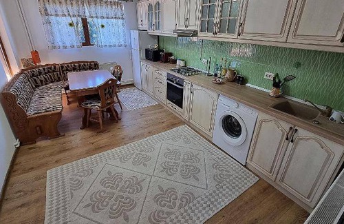 Saru Dornei House | 200 m² House ∙ 5 bedrooms ∙ 12 guests