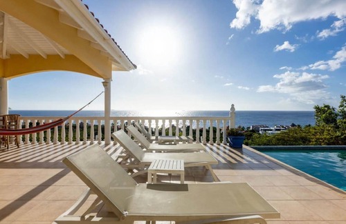 St. Marie Villa | 200 m² Villa ∙ 5 bedrooms ∙ 10 guests