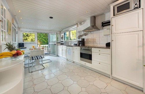 Filerimos Villa | 200 m² Villa ∙ 3 bedrooms ∙ 20 guests