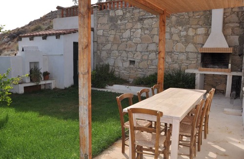 Pitsidia Villa | 200 m² Villa ∙ 4 bedrooms ∙ 8 guests