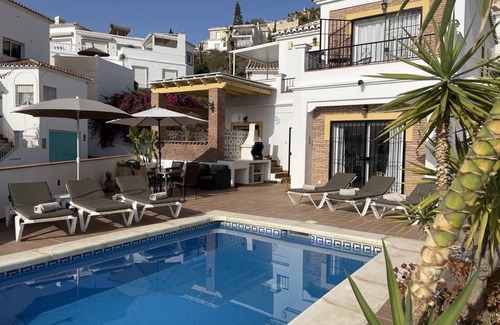 Punta Lara Villa | 200 m² Villa ∙ 4 bedrooms ∙ 10 guests