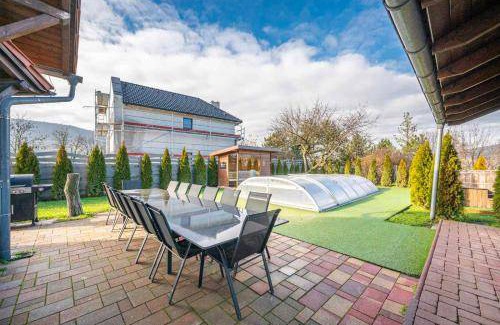 Aranyhegy-Uromhegy-Peterhegy Villa | 200 m² Villa ∙ 6 bedrooms ∙ 12 guests