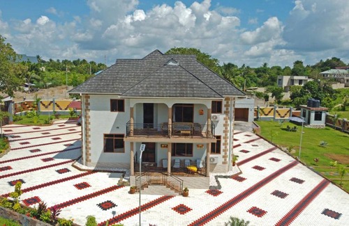 Kunduchi Villa | 200 m² Villa ∙ 5 bedrooms ∙ 10 guests