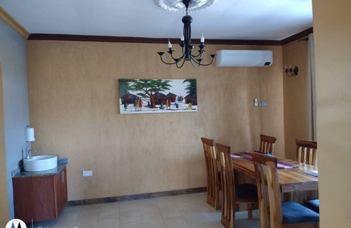 Kunduchi Villa | 200 m² Villa ∙ 5 bedrooms ∙ 10 guests