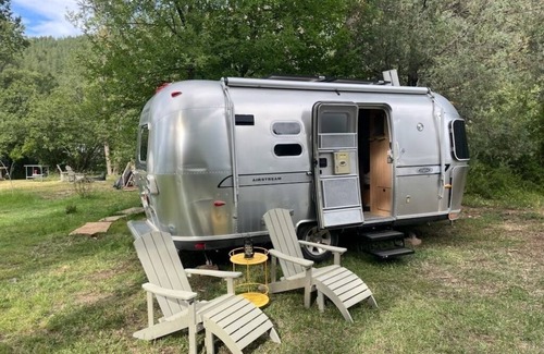Canoncito House | 2007 Safari Edition Airstream on the Pecos River at Field Trip NM