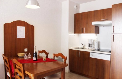 La Mongie Apartment | 200m from shops, view ski slopes/mountain, swimming pool, terrace, parking, tv, ski locker, 64m²