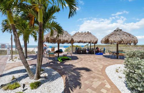 Madeira Beach House | 201 Sandy Shores Condos