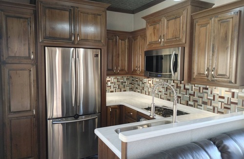 Lenore House | 2019 40' 5th wheel on quiet property in the country with spectacular river views