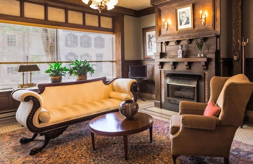 Mercersburg Bed & Breakfast | 202 - Buchanan Room - James Buchanan Hotel
