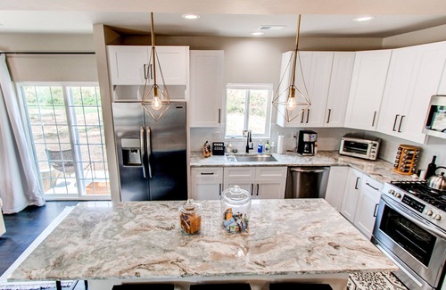 Lafayette House | 2020 built modern farmhouse professionally cleaned & sanitized. Stop inn today!