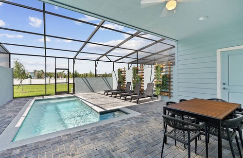 Four Corners House | 2025 Brand New 05 Bedrooms At Windsor Cay
