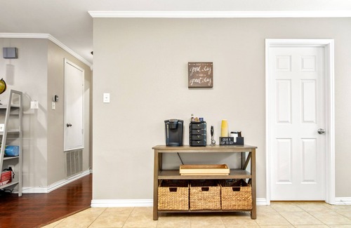 Frisco House | 2025 Special! 3BR, Sleep 8- 2 King Beds, 4 Full Beds