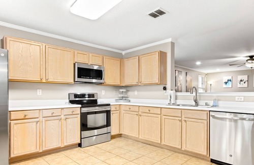 Frisco House | 2025 Special! 3BR, Sleep 8- 2 King Beds, 4 Full Beds