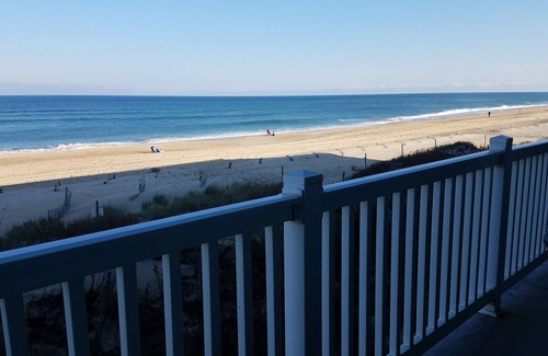 South Nags Head Condo | 2026 OPEN FOR BOOKING! PIERVIEW 107 OCEAN-BEACHFRONT CONDO, 2BD&2BA SLEEPS 6