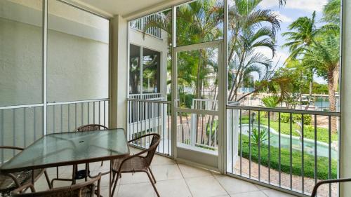 Rock Harbor Apartment | 203 Mariners Club