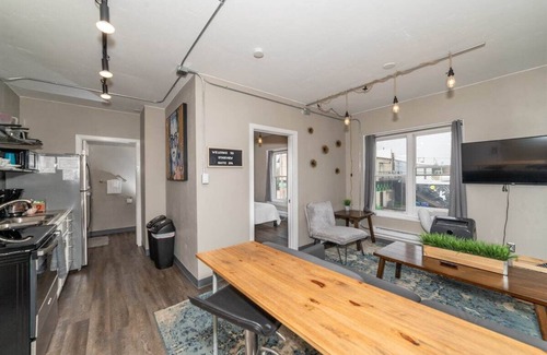 Appleton Apartment | 204 - Downtown 2 Bedroom Apartment
