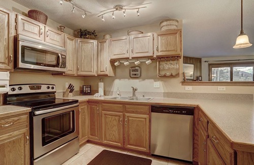 Mountain House Condo | 204 Snowdance Manor by RedAwning