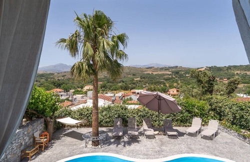 Armenoi House | 205 m² House ∙ 4 bedrooms ∙ 10 guests