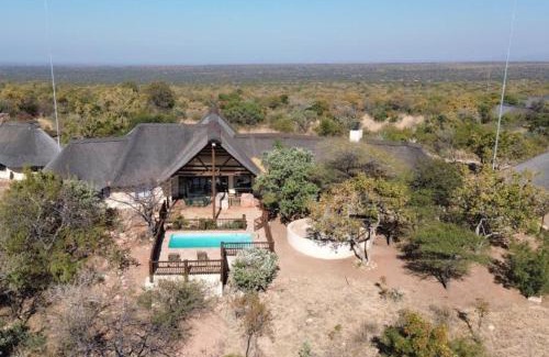 Leeupoort House | 205 Zebula 4 Bedroom with 2 bedroom Cottage