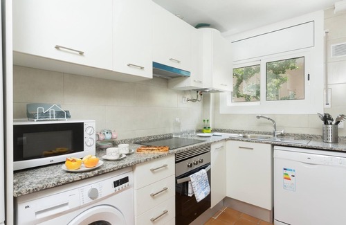Mataro Apartment | 20km from Barcelona 5-10 min.walk from beach/train. matarolux10