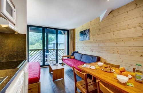 Peyragudes Apartment | 20m from shops, balcony, parking, tv, ski locker, 55m², Peyragudes