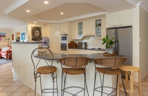Forster House | 21 Cedar Grove - Pet Friendly