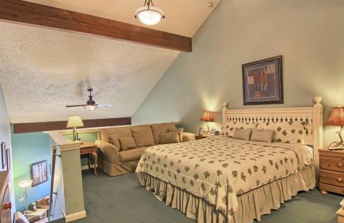 Charlevoix House | 210 Pointes North Inn