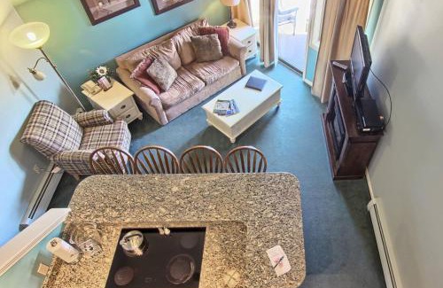 Charlevoix House | 210 Pointes North Inn