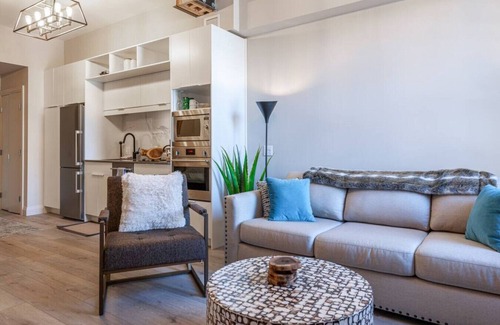 Stratford Condo | 211 · The Baldwyn Loft - 2 Bedrooms - Downtown