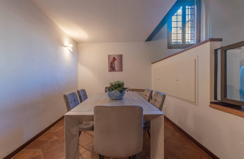 Ferrara Historic Centre Apartment | 213 m² Apartment ∙ 3 bedrooms ∙ 9 guests