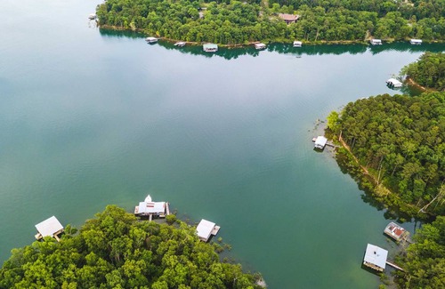 Rogers House | 213 m² House ∙ 4 bedrooms ∙ 14 guests