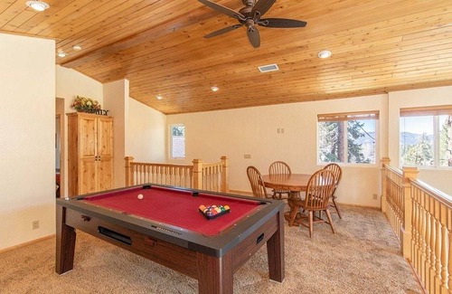 Big Bear Lake House | 217 m² House ∙ 4 bedrooms ∙ 12 guests